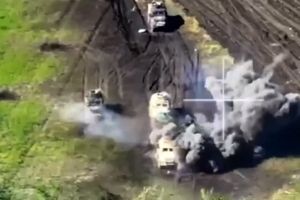 انهدام ستون خودرو‌های نظامی اوکراینی/ ویدئو