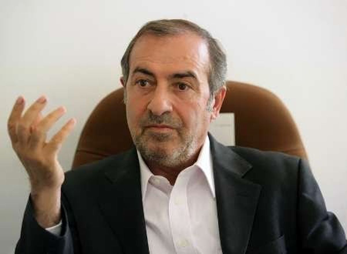 شلاق زدن لبو فروش و برنج فروش مشکلات را حل نمی کند/ دولت در بحث برجام در حال فرصت سوزی است