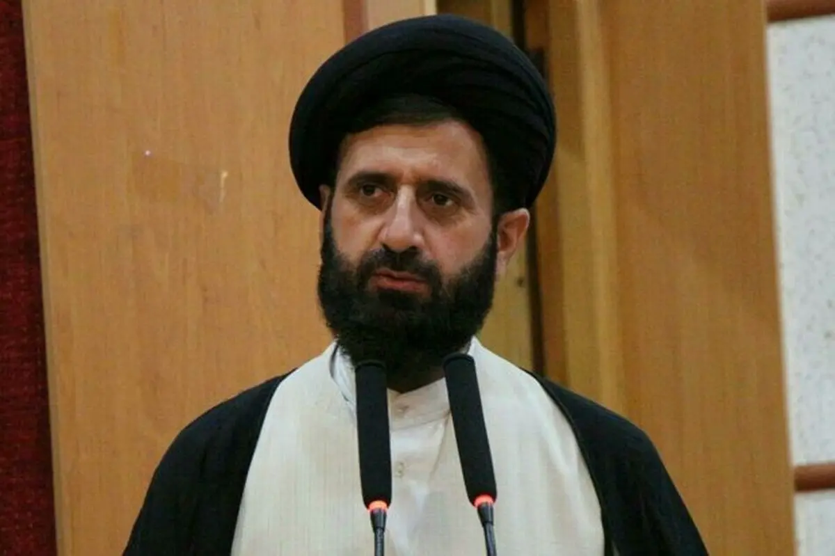 امام جمعه گرمسار: ورود زنان به ورزشگاه اشتباه بود/ اگر مسئولی از راه اشتباه بازنگردد و تصمیمات اشتباه خود را اصلاح نکند اهل جهنم است

