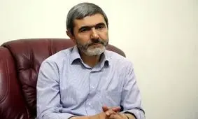 تندروهای متعصب و هیجانی بیش از دیگران نفوذپذیر هستند/ نیروهای اصیل که حاضر به چاپلوسی و رفتارهای ریاکارانه نیستند، کنار گذاشته می‌شوند