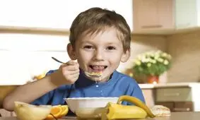 بهترین و مناسب ترین میان وعده برای کودکان