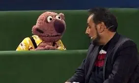 تیکه جناب خان به عمو قناد