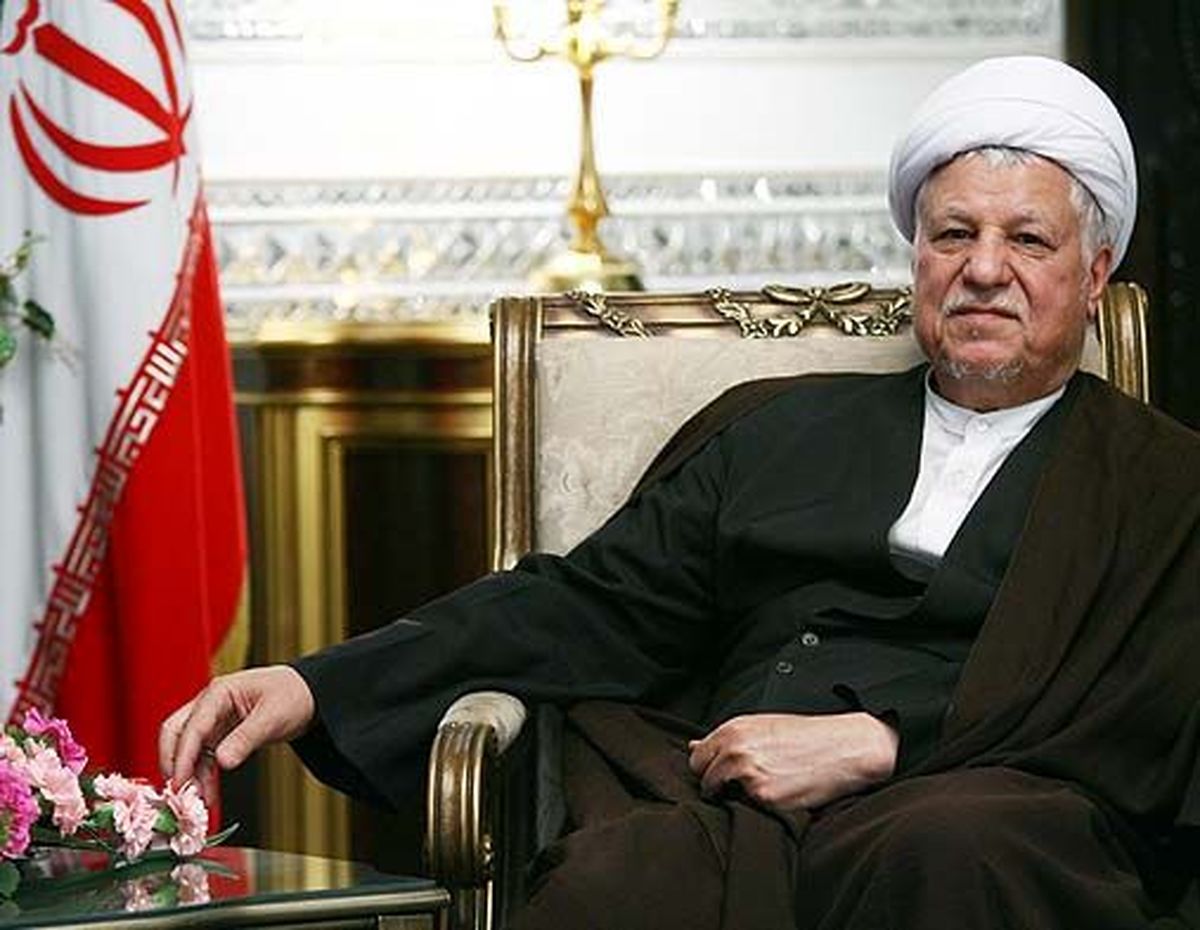 واکنش آیتالله خامنهای به انتخاب هاشمی به عنوان جانشین امام