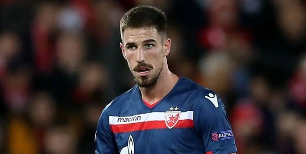 توافق نهایی رقیب استقلال با مدافع استرالیایی