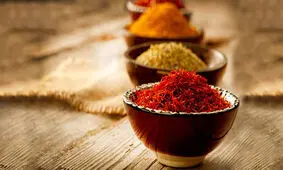 آموزش آماده سازی ادویه غذا‌های ایرانی