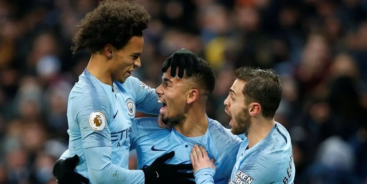 آتش‌بازی سیتیزن‌ها مقابل تیم دسته اولی انگلیس