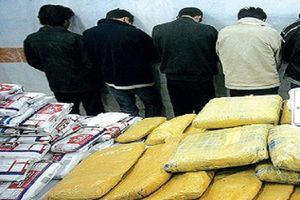 ۴ توزیع کننده مواد مخدر در شهرستان اراک دستگیر شدند