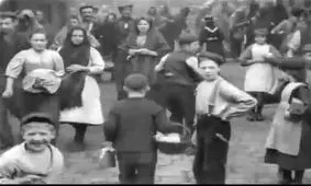 فیلمی بسیار جالب و قابل تامل از پوشش زنان انگلیسی در گذشته