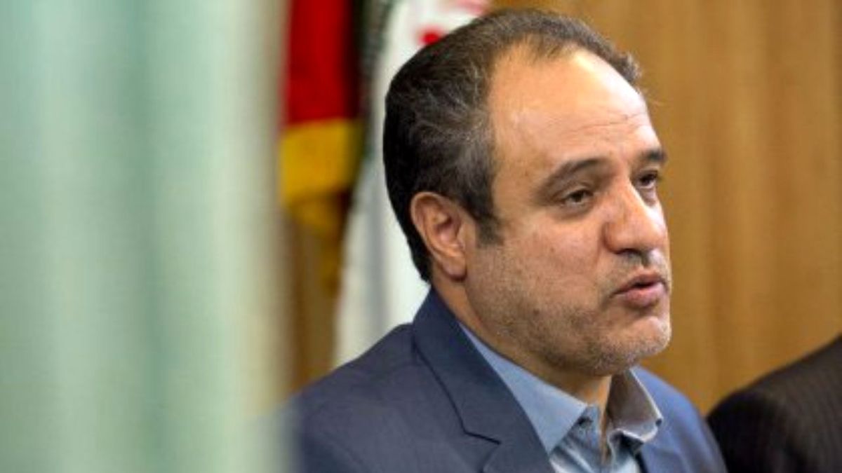 سخنگو نداشتن دولت یک نقص است/ جناحهای به جای انتقاد، نبود همدیگر را آرزو میکنند