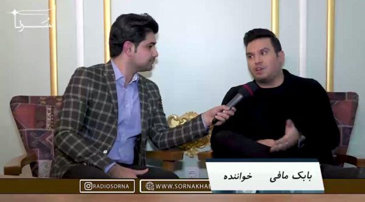 خوانندهها مجبور به بستن قرارداد با تهیه کنندهها نیستند/ متاسفانه از دعوای دیگران لذت میبریم