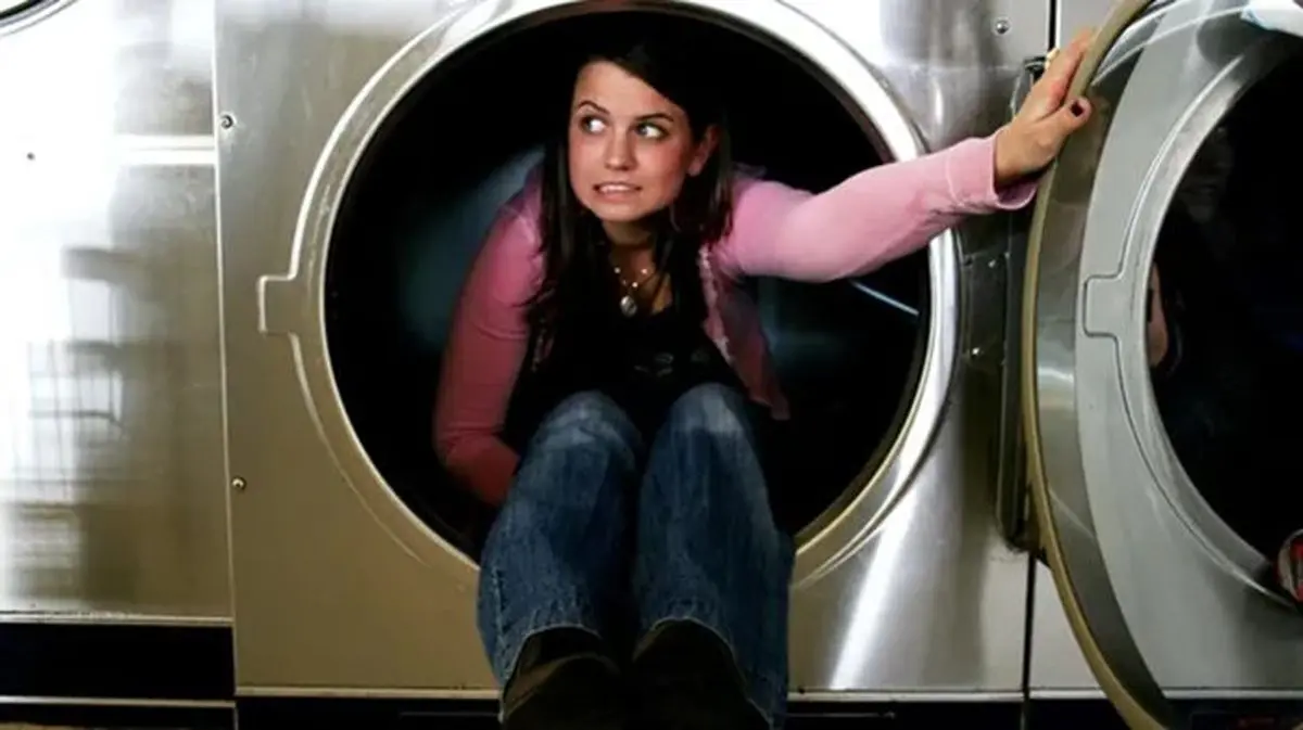 برای رفع بوی بد ماشین لباسشویی چکار کنیم؟