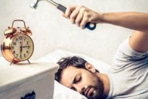 چند راهنمای مفید برای رفع مشکل دیر بیدار شدن از خواب