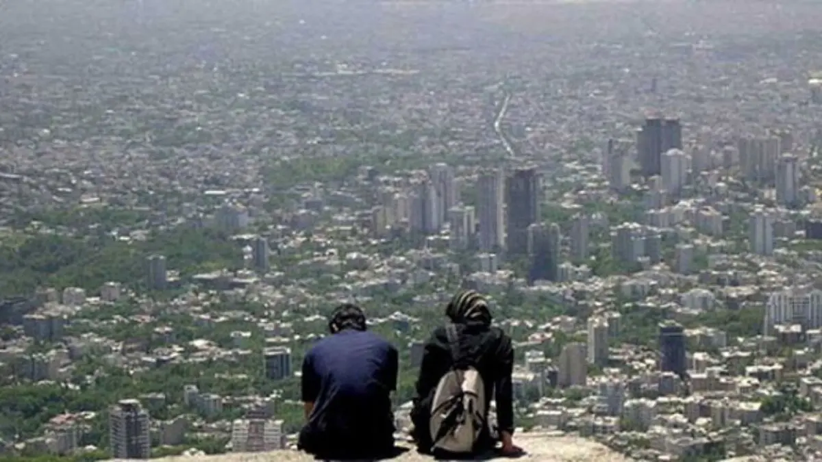 دخترانی که از زندگی مشترک غول بی شاخ و دم ساخته‌اند