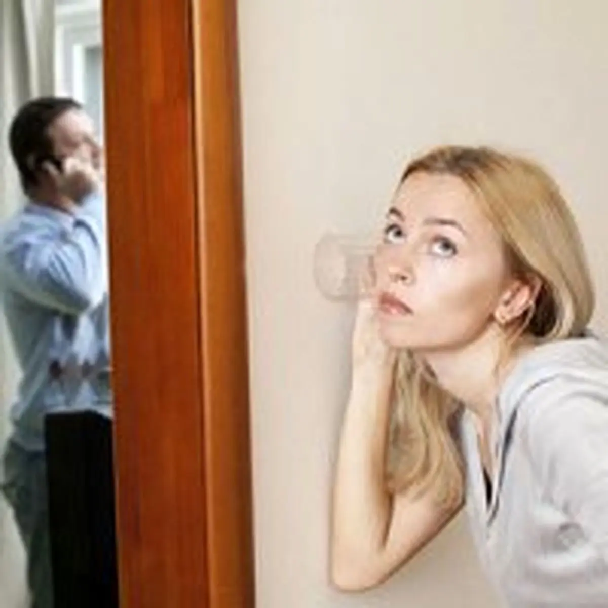 با همسر بی اعتمادم چگونه رفتار کنم؟