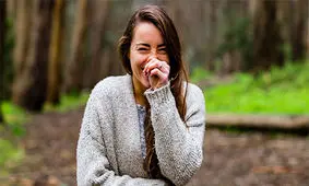 یوگای خنده؛ بخندید و شاد باشید