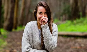 یوگای خنده؛ بخندید و شاد باشید