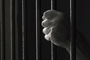 زندان در انتظار ۳ خواننده مشهور؟ +عکس