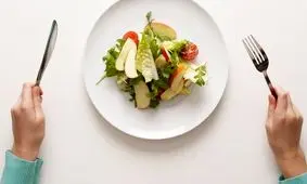 چگونه با غذا خوردن از پیری زودرس جلوگیری کنیم؟