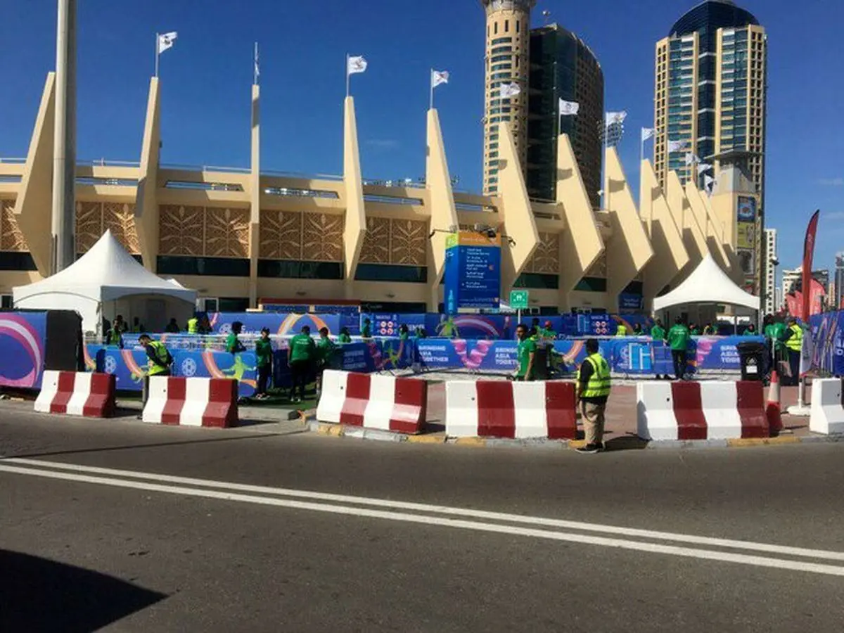 درب‌های ورزشگاه آل‌نهیان باز شد/ تدابیر امنیتی در دیدار ایران و ویتنام