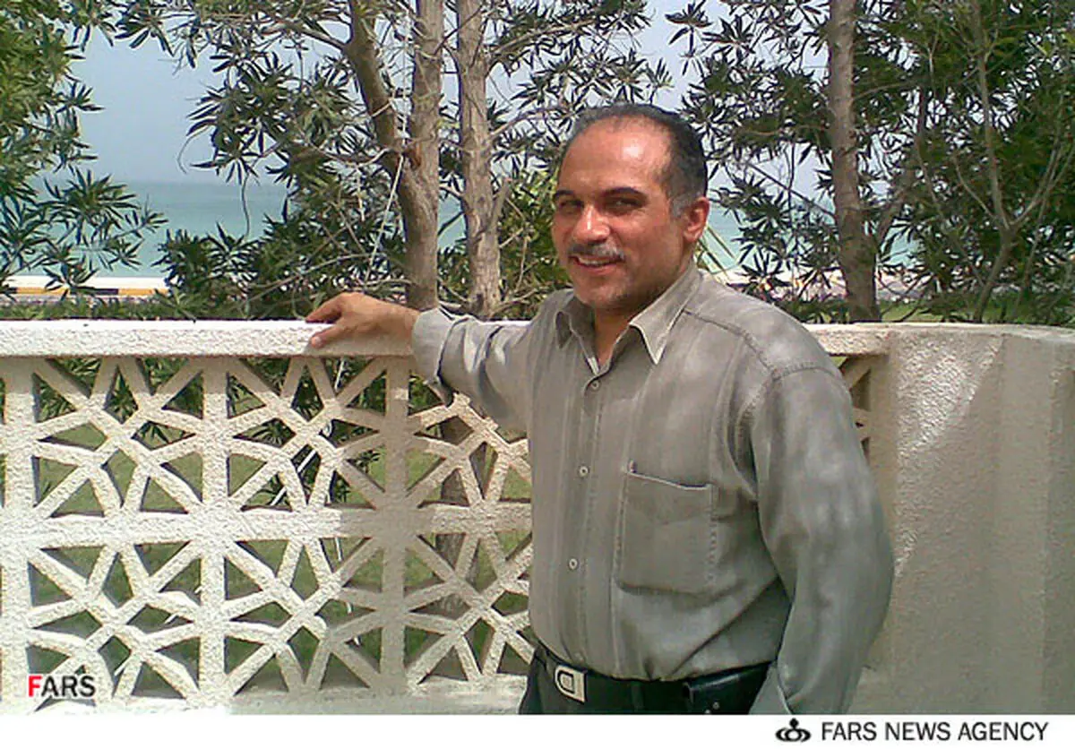 شهیدی که اولین فارغ التحصیل دکتری فیزیک بود +عکس