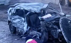 تصادف مرگبار ۲۰۶ با وانت یک کشته بر چا گذاشت