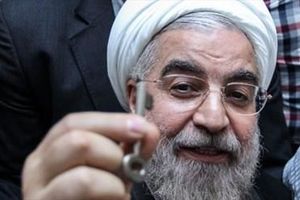کنایه مادر شهید به کلید روحانی