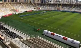 تدابیر شدید امنیتی در اطراف ورزشگاه و استقبال گسترده خبرنگاران خارجی