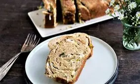 آیا پنیر خوردن ما را خِنگ می‌کند؟