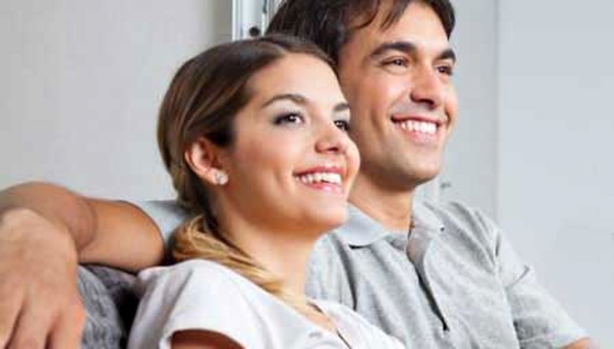 نوازش بدن زن پیش از رابطه جنسی