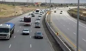 ترافیک در آزادراه کرج- تهران نیمه سنگین است/ انسداد محور قدیم قزوین-رشت