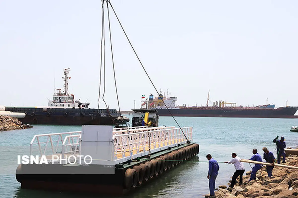 تولید سالانه ١٢ هزار متر مربع اسکله شناور چوبی در قشم