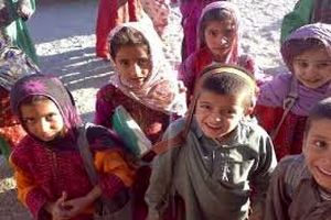 نیازمندی 300 هزار دانش آموز سیستان و بلوچستانی به نوشت افزار، پوشاک و کفش