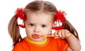 آموزش مسواک زدن به کودکان