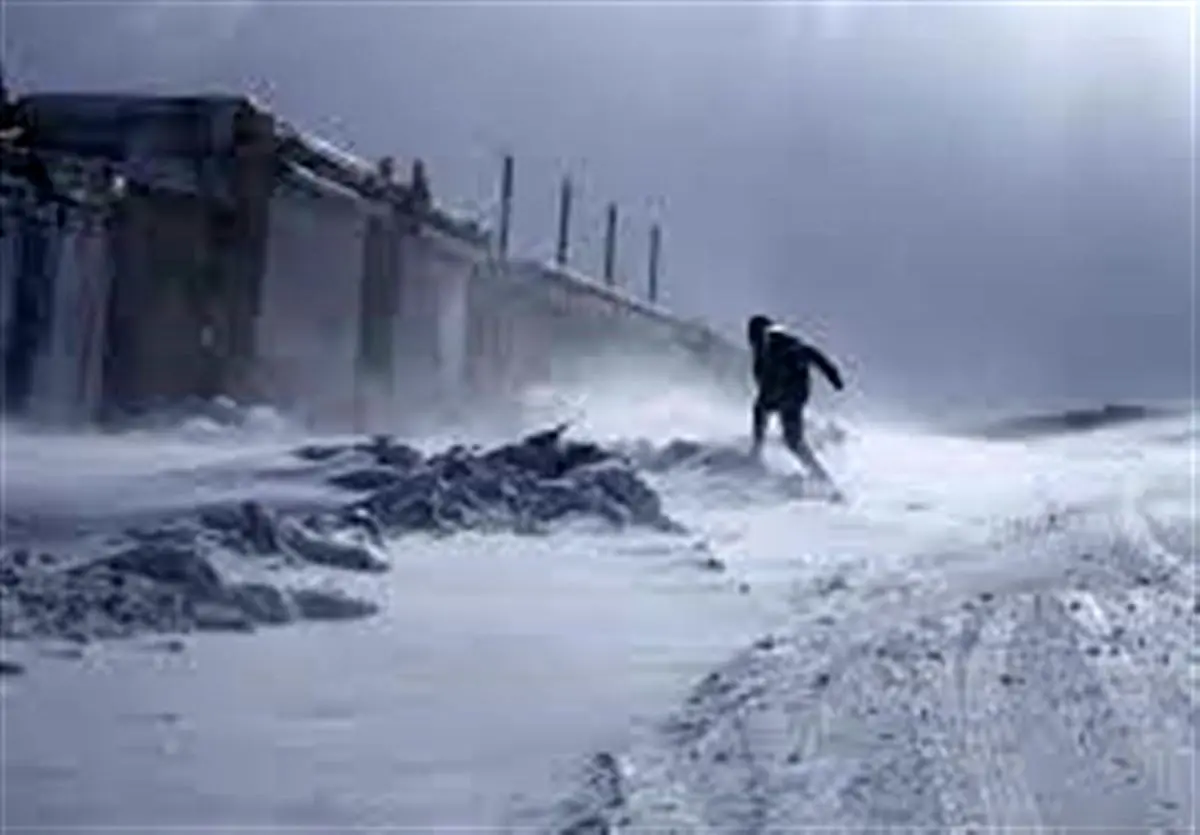 راه ارتباطی ۳۵ روستای مراغه از محاصره برف بازگشایی شد