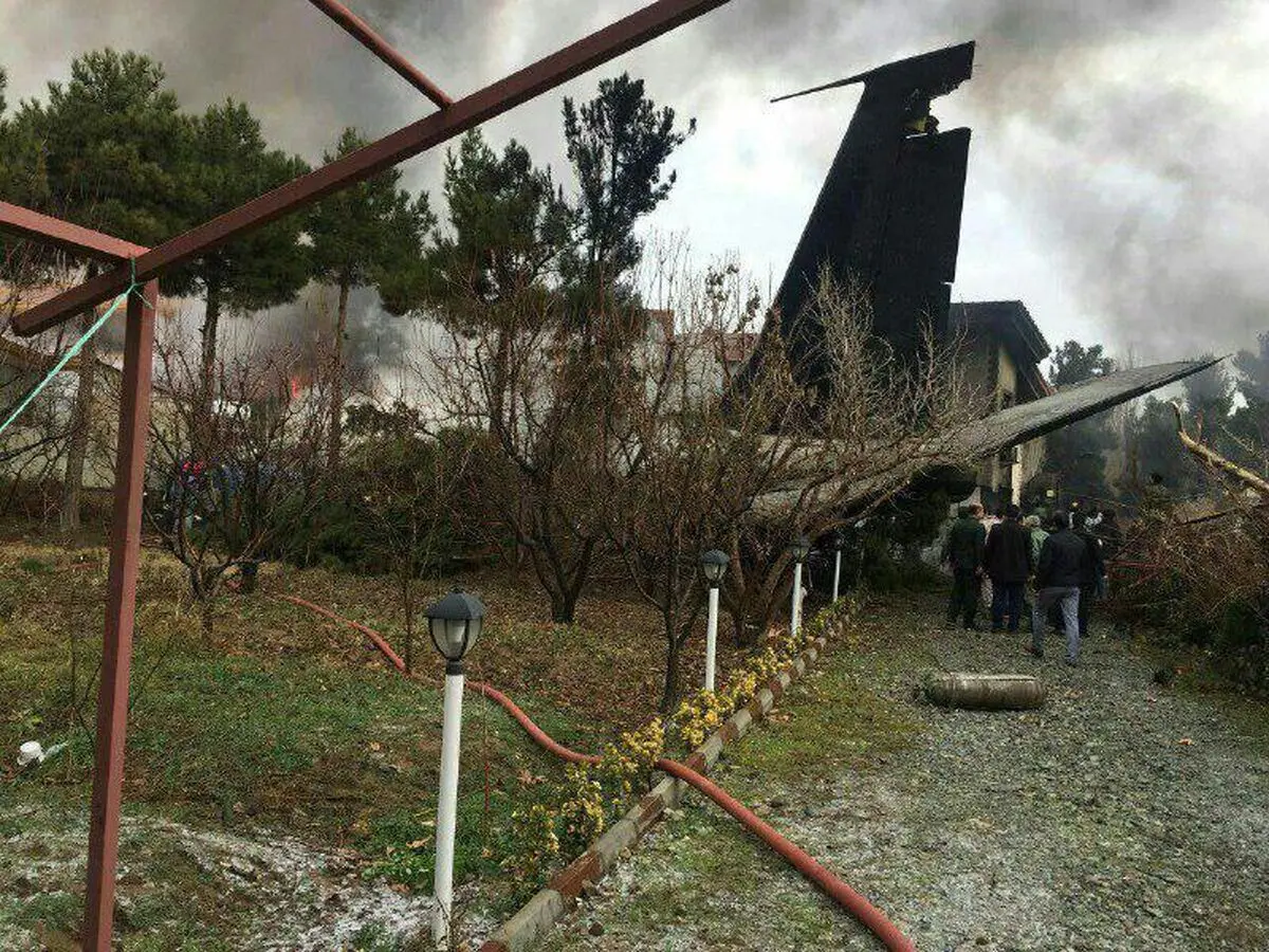 نزدیکترین محل به هواپیمای سقوط کرده در کرج/فیلم