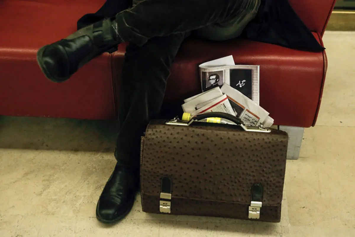 «خبرنگارنماها آبروی خبرنگاران واقعی را می‌برند»