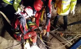 نجات جان کشاورز جوپاری سقوط کرده در قنات