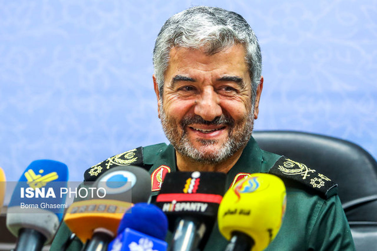 سردار جعفری: نیازمندی مناطق محروم را باید از دستگاههای اجرایی مطالبه کنیم