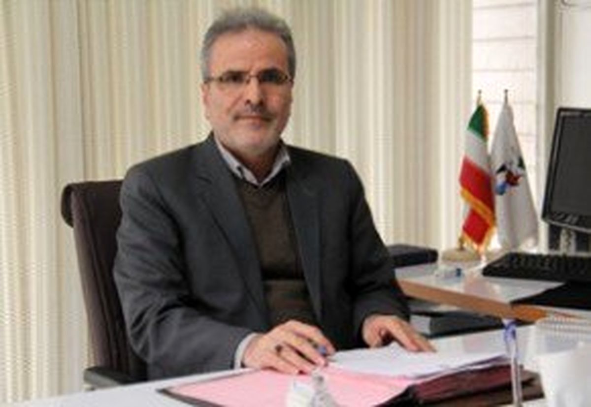 هنرمندان شاهد و ایثارگر در روز 22 بهمن آثار خود را به نمایش میگذارند