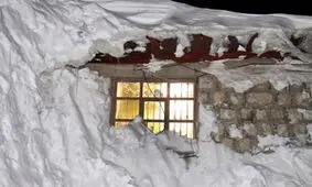 تخریب دو منزل مسکونی در روستای ممسنی اردل