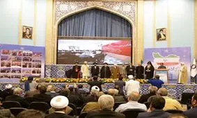 خانواده شهدای مسلمان، مسیحی و زرتشتی تجلیل شدند