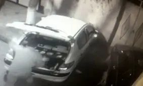 سرقت لوازم صوتی پژو ۲۰۶ به همین سادگی؟! + فیلم