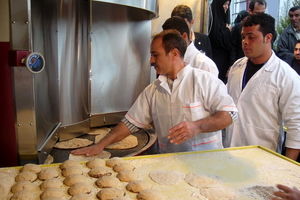 ساعت کار و کیفیت نان در نانوایی‌های شادگان پیگیری می‌شود