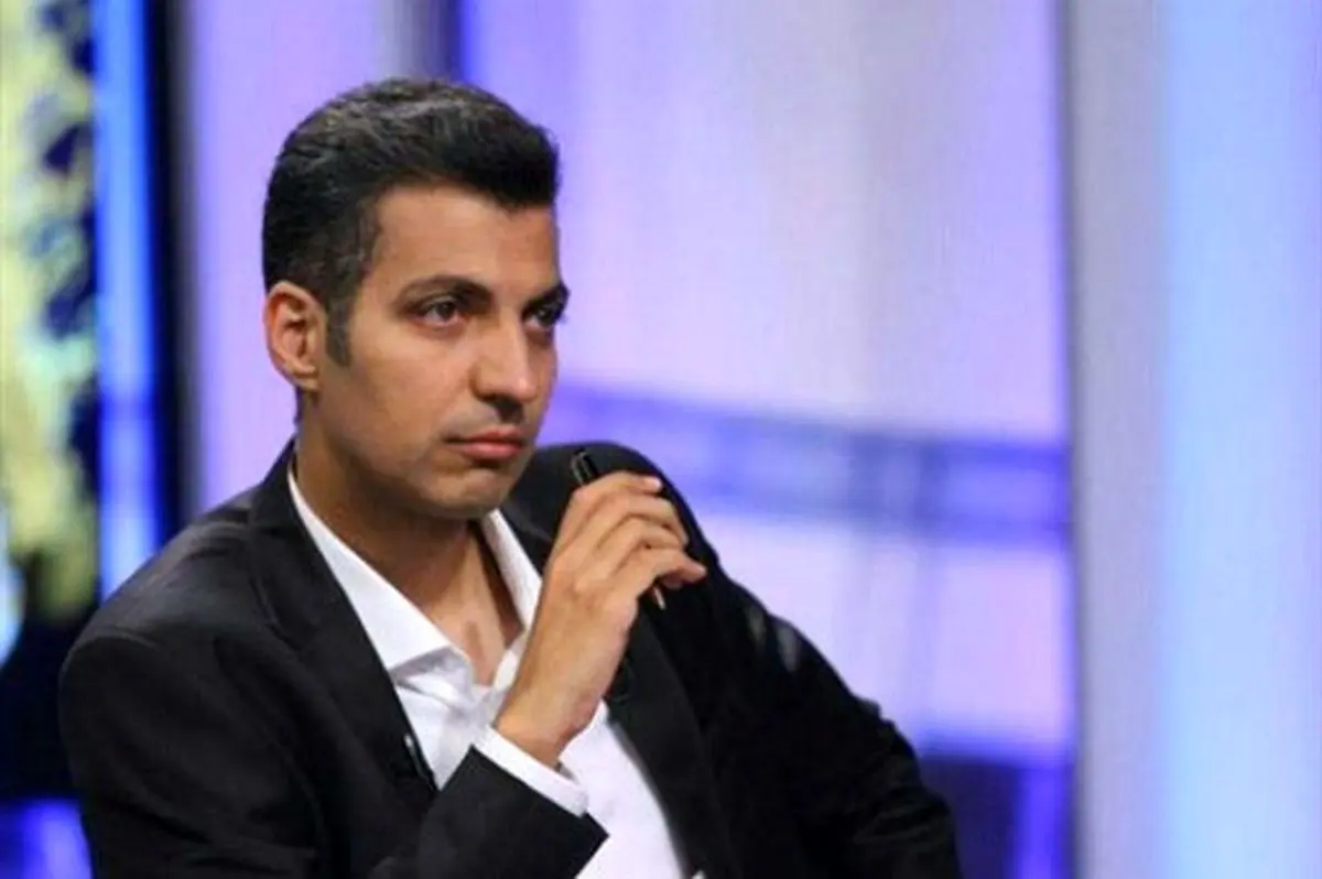 به فردوسی‌پور اصرار کردیم بیاید گزارش کند