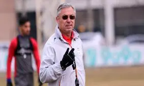 از عملكرد بازيكنانم رضايت دارم