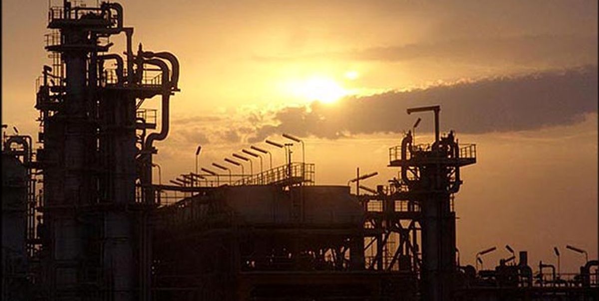 بلومبرگ: هند نفت ایران را تنها به پالایشگاه‌های دولتی می‌دهد