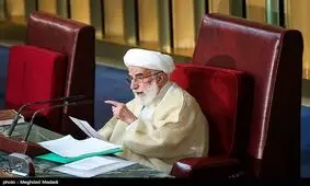 آیت‌الله جنتی: حال‌ آیت‌الله مومن رضایت‌بخش نیست/ ایشان هوشیاری خوبی ندارند