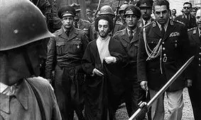 صوت/ نواب‌صفوی، سلمان‌رشدی دوره‌اش را ترور کرد