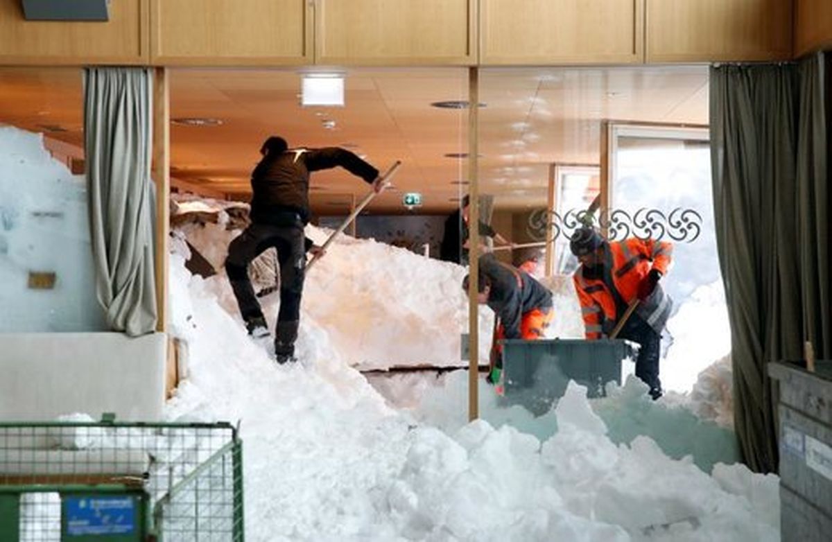 هتل سوئیسی که زیر برف مدفون شد! +تصاویر