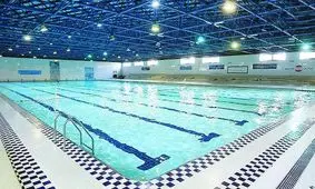 مربیان شنا استثمار می‌شوند/ یک مربی: صاحب استخر از هنرجو ۸۰۰ هزار می‌گیرد اما به ما ۱۰۰ هزار می‌دهد